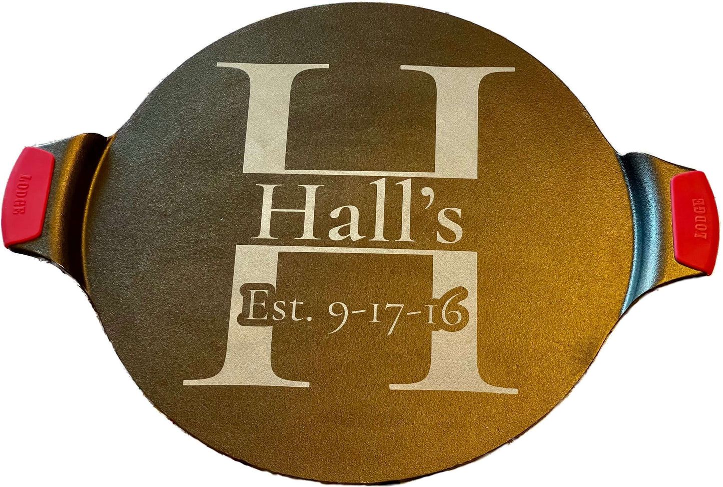 Personalized Laser Engraved Lodge Cast Iron Pizza Pan